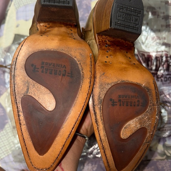 Corral Women's Brown Fringe Western Boots - Picture 11 of 11